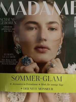MADAME D #25007