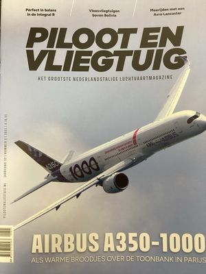 PILOOT &amp; VLIEGTUIG #08/25