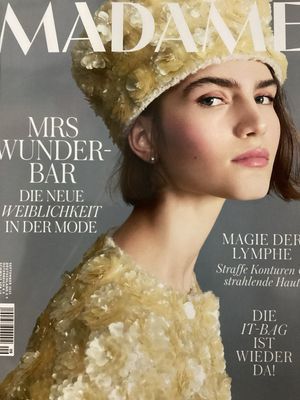 MADAME D #25009