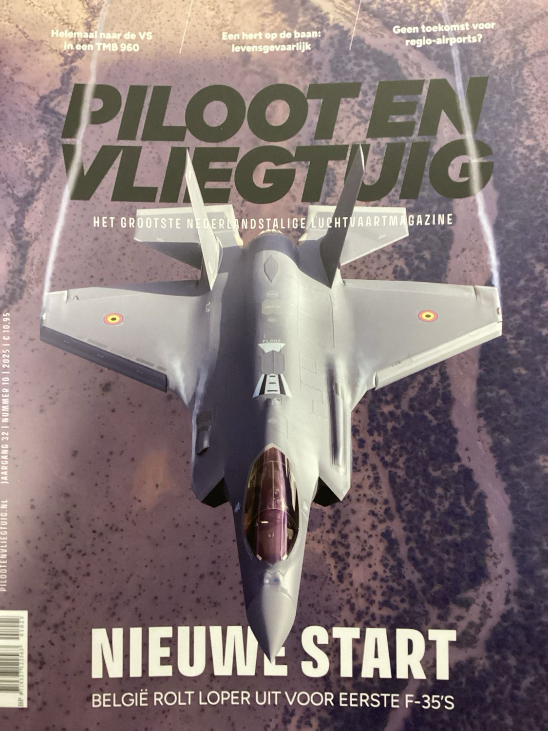 PILOOT &amp; VLIEGTUIG #10/25