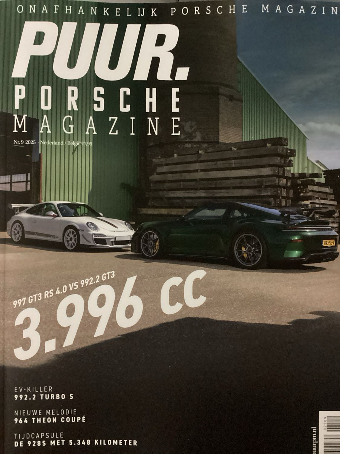 PUUR PORSCHE MAGAZINE #25009