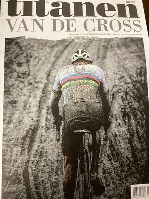 TITANEN VAN DE CROSS #1/25