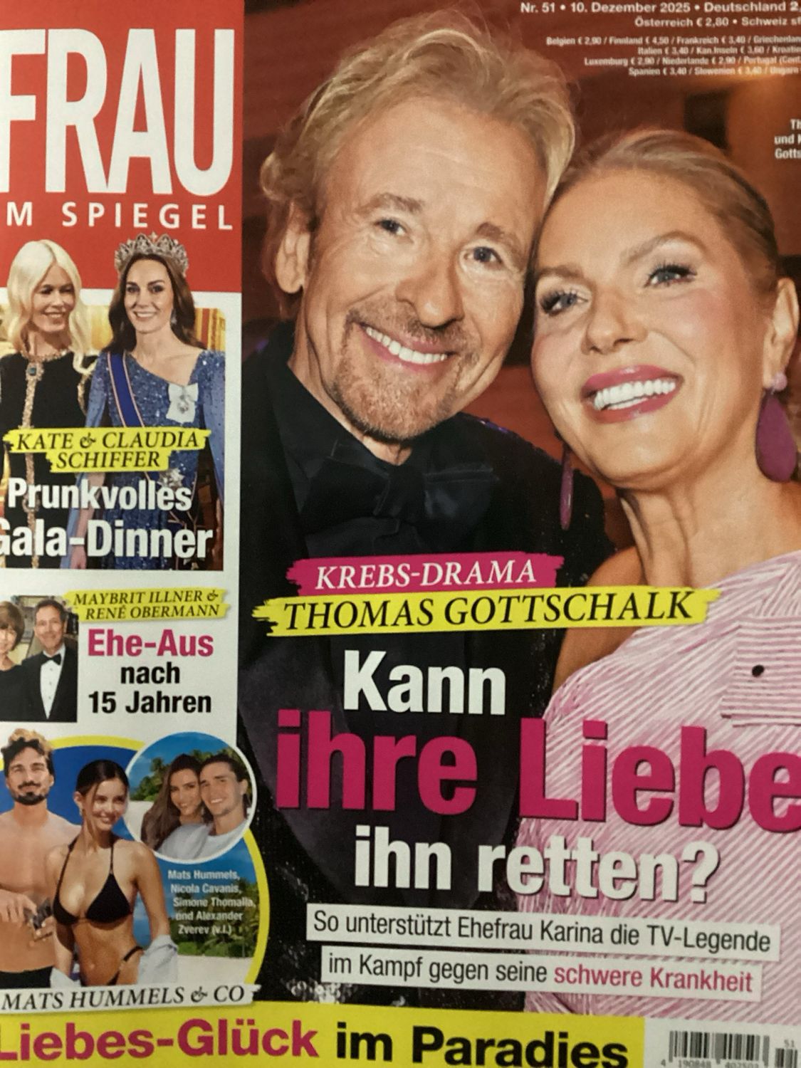 FRAU IM SPIEGEL D #25051