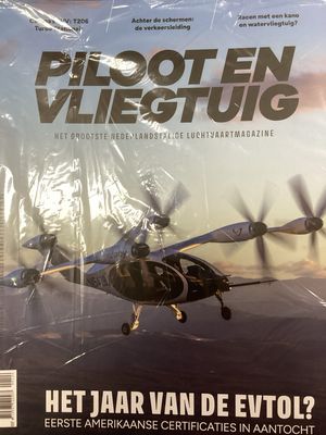 PILOOT &amp; VLIEGTUIG #01/26