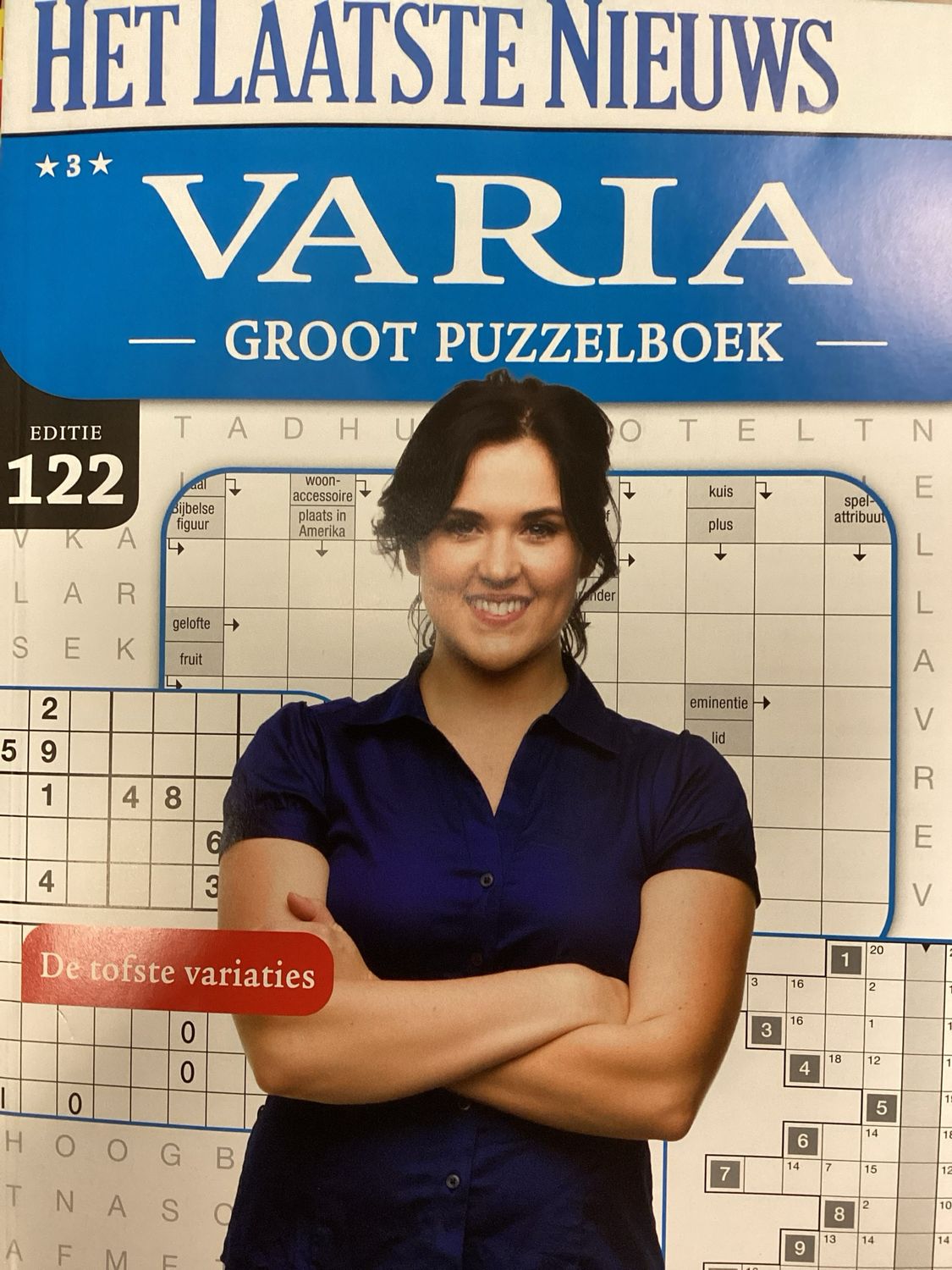 HLN GROOT PUZZELBOEK VARI #122