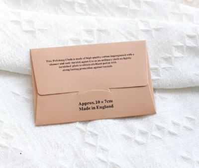 Zilverpoets doek