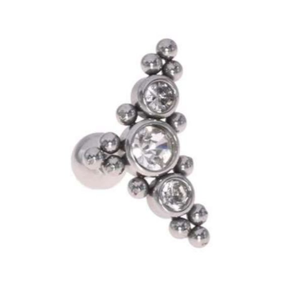 Labret/helix/flat piercing met 3 kristallen en kleine bolletjes