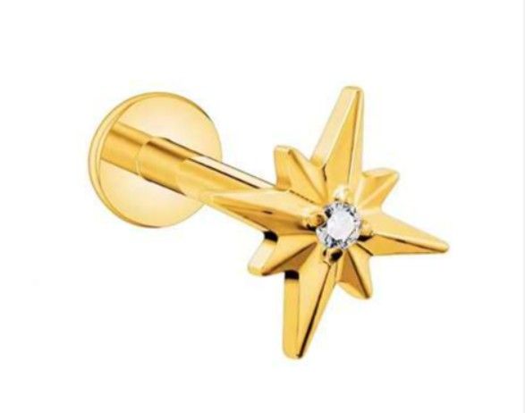 Labret helix/tragus/conch Titanium met ster motief