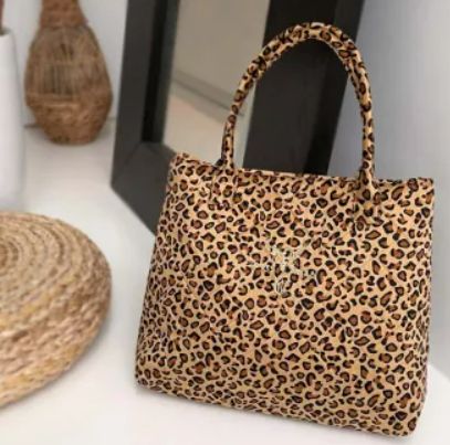 Luipaard velvet schoudertas medium