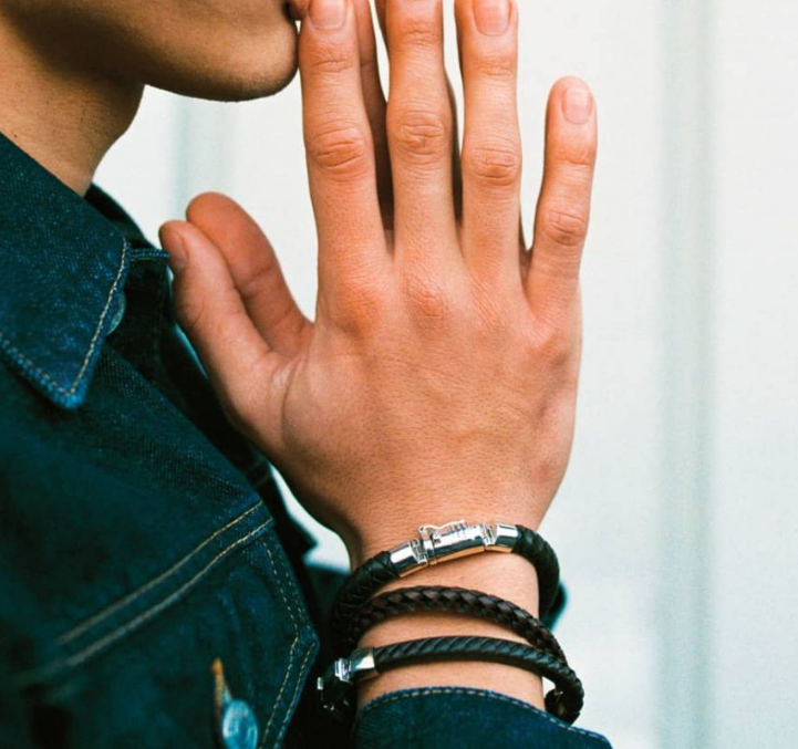 Armband Komang Small Leather Black Buddha to Buddha