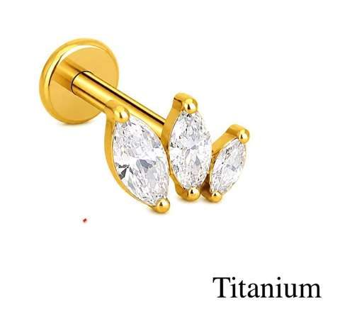 Helix/flat/tragus piercing gouden lus met 3 witte kristallen