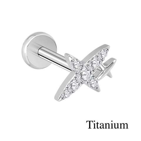 Helix/tragus piercing zilver in titanium kruis