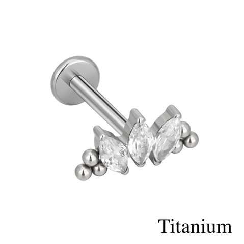 Labret/helix/tragus piercing in motief met 3 witte kristallen