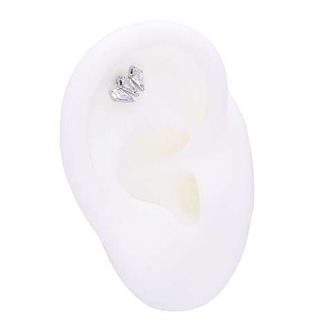 Labret/helix/tragus piercing met 3 witte kristallen