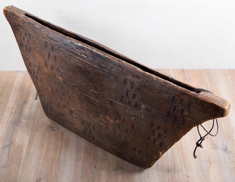 Antieke Afrikaanse Spleettrom eind 19de eeuw