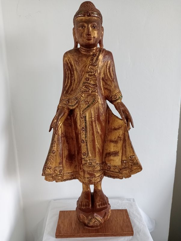 Sculpture vintage Bouddha mandalay, Birmanie