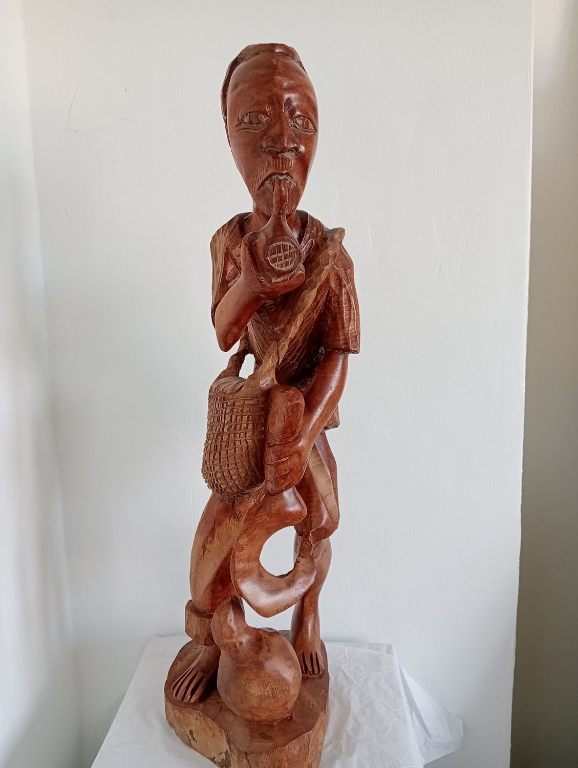 Beautifully detailed hand-carved African statue
