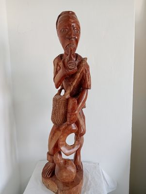 Beautifully detailed hand-carved African statue