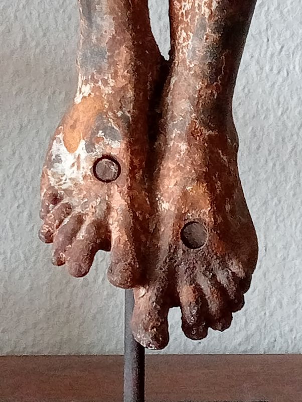 Antiek gietijzeren decoratieve religieuze Christusbenen