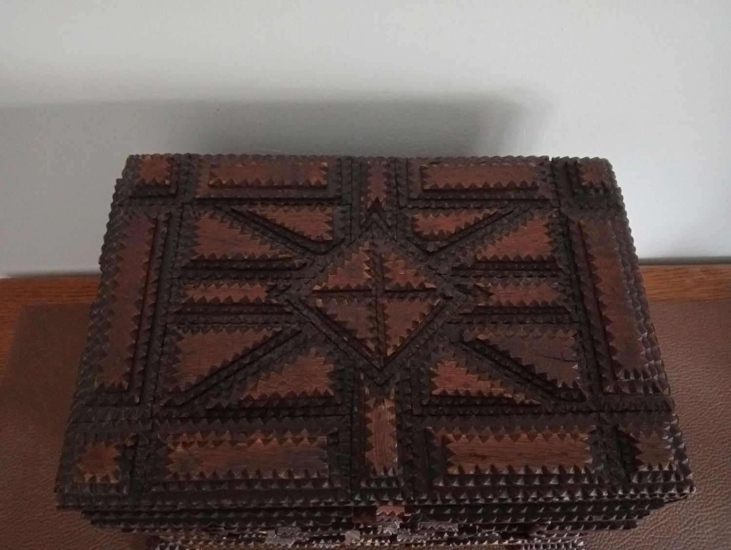 Tramp Art - Amerikaans sieradenkist - 1870 - 1940