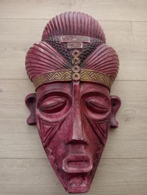 Handgesneden Afrikaans Houten Masker – Traditioneel Design – Decoratie