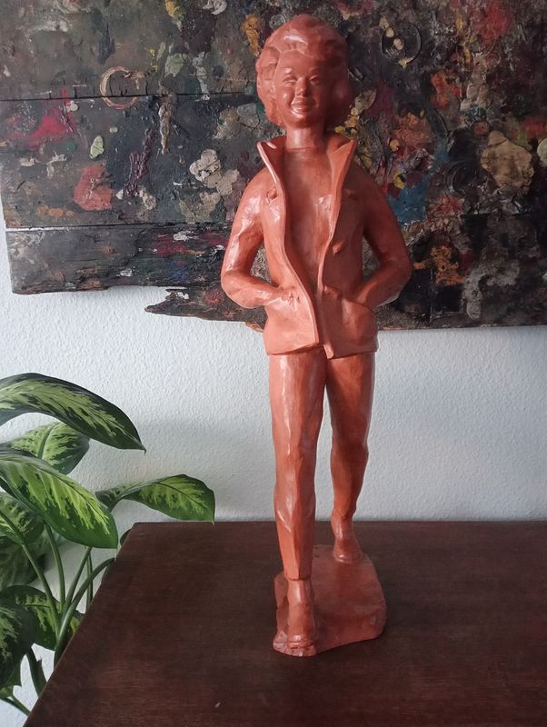 Paul Sestre - Belge - 72cm - Schreitende junge Frau - Terre cuite