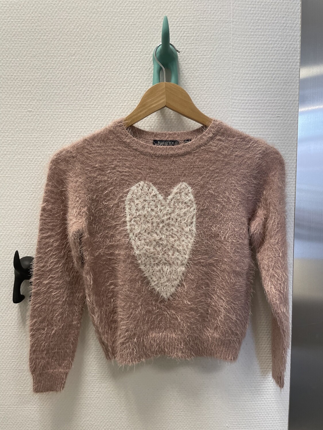 Pull Fluffy hart Blue Seven