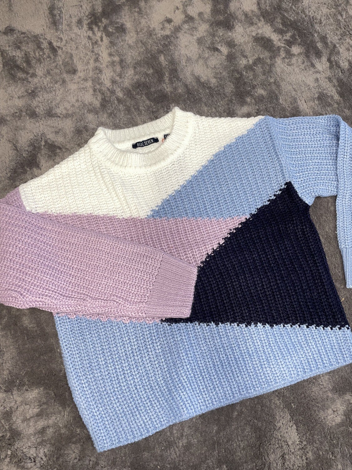 Pull wit/blauw/paars blue seven