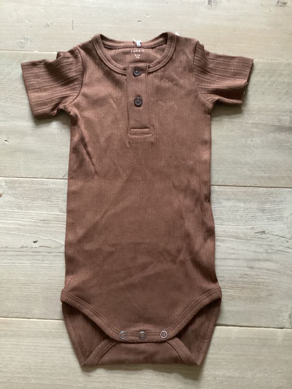 Body bruin 50 / 74