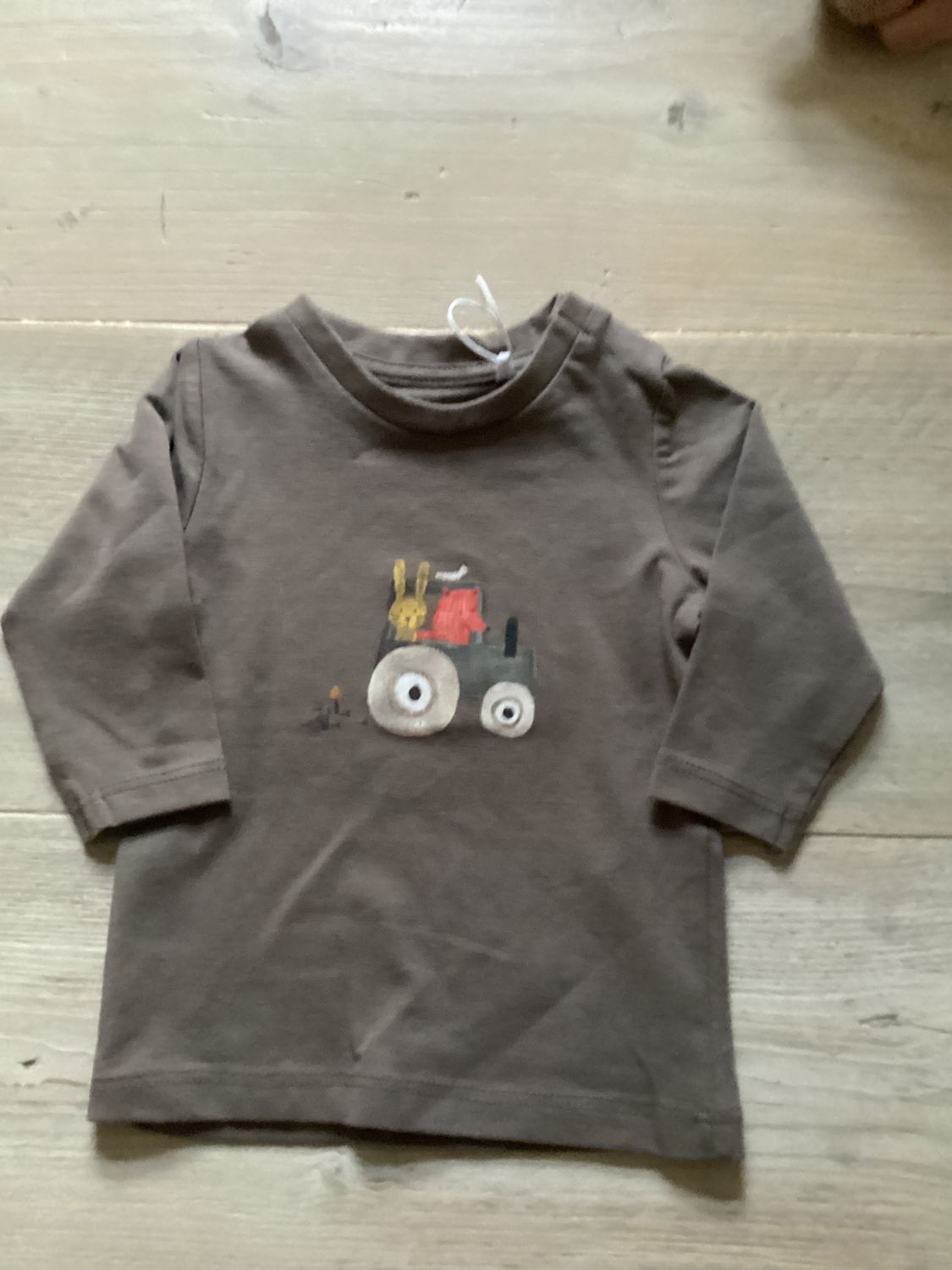 T-shirt tractor 56