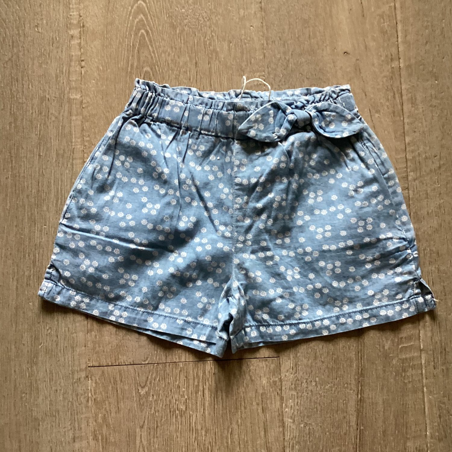 Losan Short daisy flower