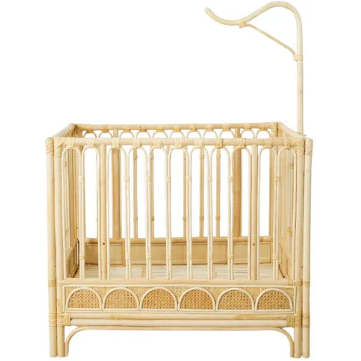 Coko&#39;s Luna rotan babypark met mobielhouder