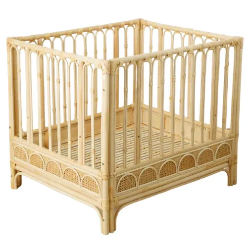 Coko's Luna rotan babypark met mobielhouder