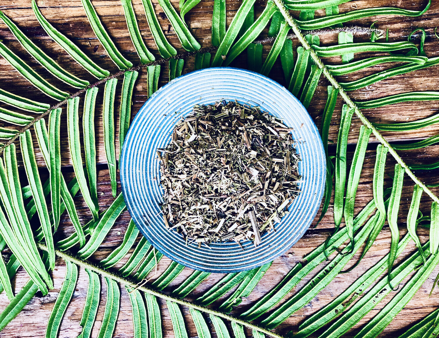 Cleavers, Dried