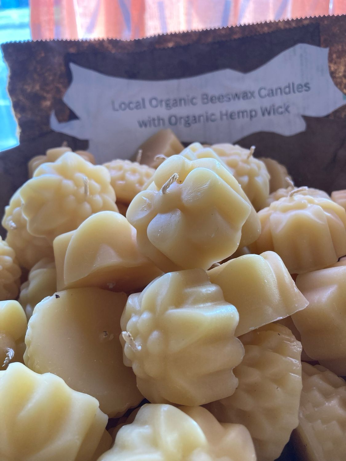 Tealight Beeswax Candle by Cre8tive Connexionz