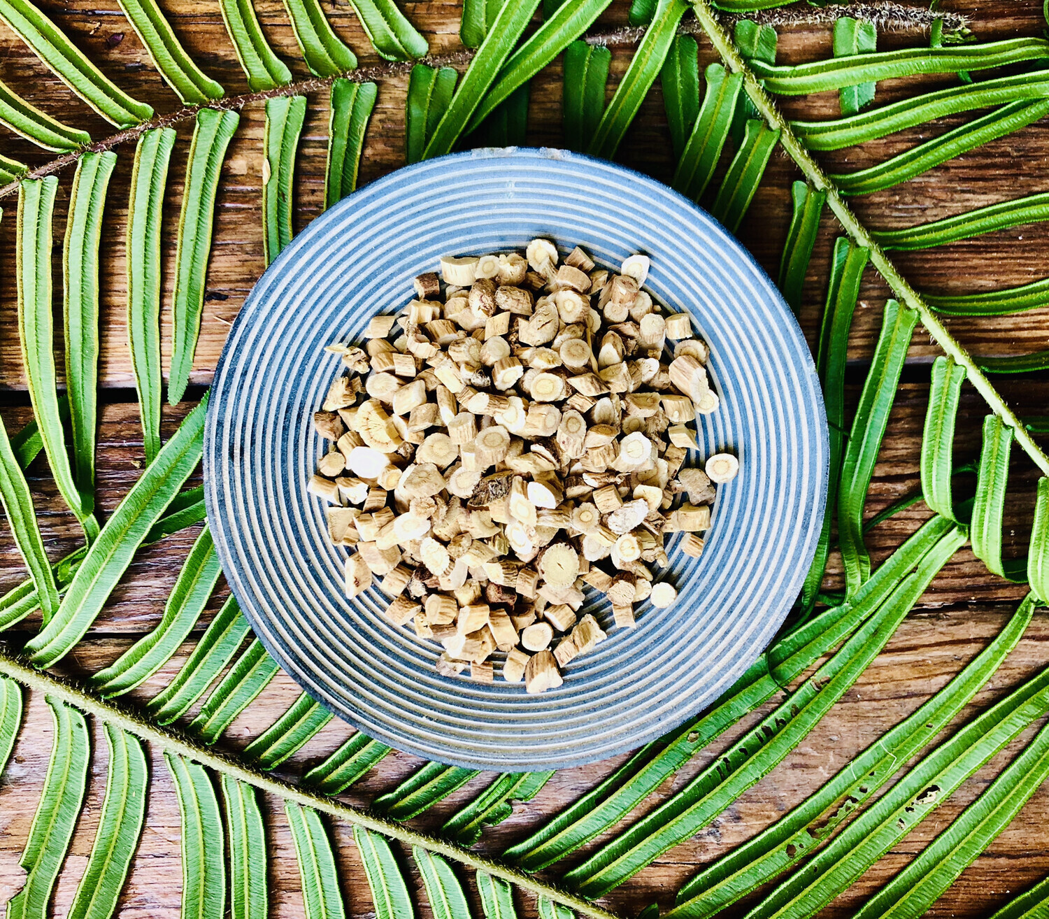 Astragalus, Dried