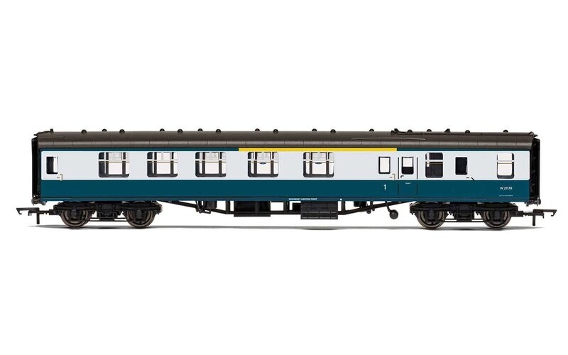 Hornby R40023 BR, Mk1 Brake Composite Corridor, W 21178 - Era 7
