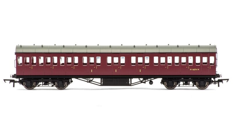 Hornby R4689 BR, 57' Stanier Non-Corridor Composite, M16574M - Era 5