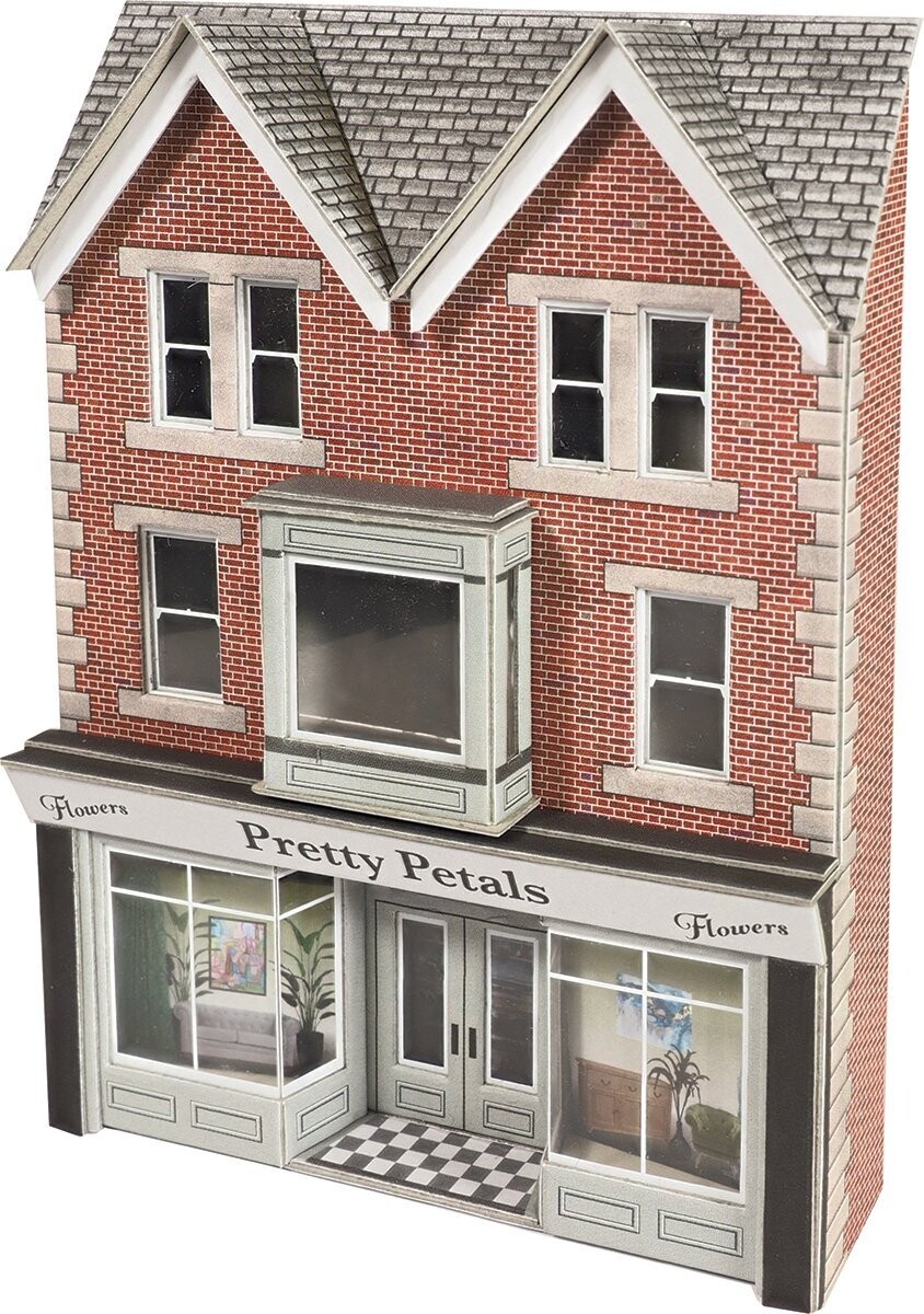 Metcalfe PO374 OO/HO Scale No. 7 High Street Low Relief Shop Front Card Kit