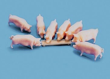 Modelscene by Peco 5108 Pigs and Trough Figures 8pcs OO/HO Gauge