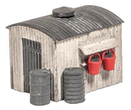 Wills Kits SS22 Lamp Huts with Oil Drums Kit OO/HO Gauge