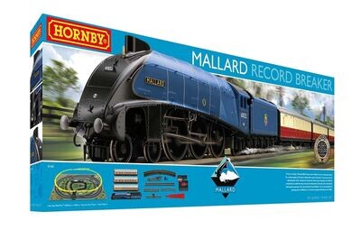 Hornby R1282M Mallard Record Breaker Train Set OO Gauge 