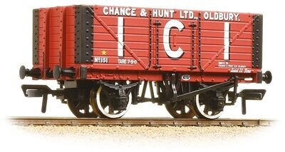 Bachmann 37-115 7 Plank Wagon Fixed End 'ICI' Chance & Hunt Ltd' Red