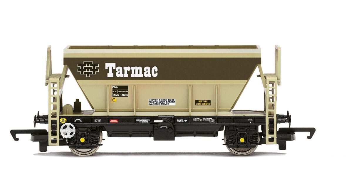 Hornby R60215 Tarmac Quarry Products, PGA Hopper - Era 8