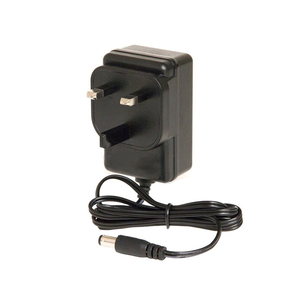 Woodland Scenics FS14411 Power Supply UK 3 Pin Plug (240V AC)