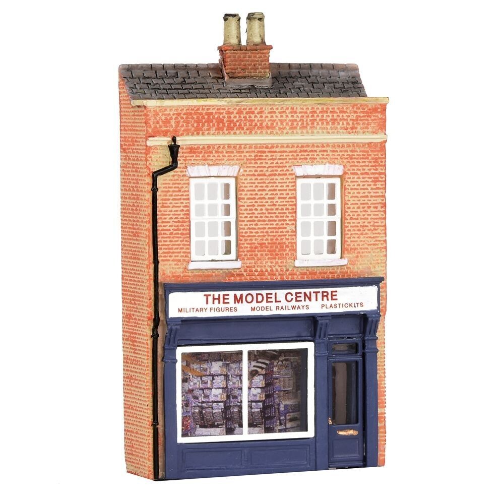 Graham Farish  42-275 Scenecraft Low Relief Model Shop N Gauge