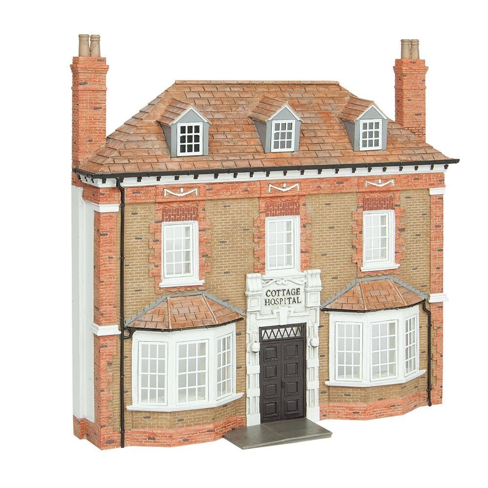 Bachmann 44-0204 Scenecraft Low Relief Cottage Hospital OO/HO Gauge