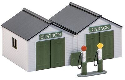 Wills Kits SS12 Station Garage Kit OO/HO Gauge