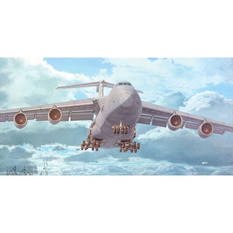 Roden 332 C-5M Super Galaxy 1:144 Scale Plastic Model Kit