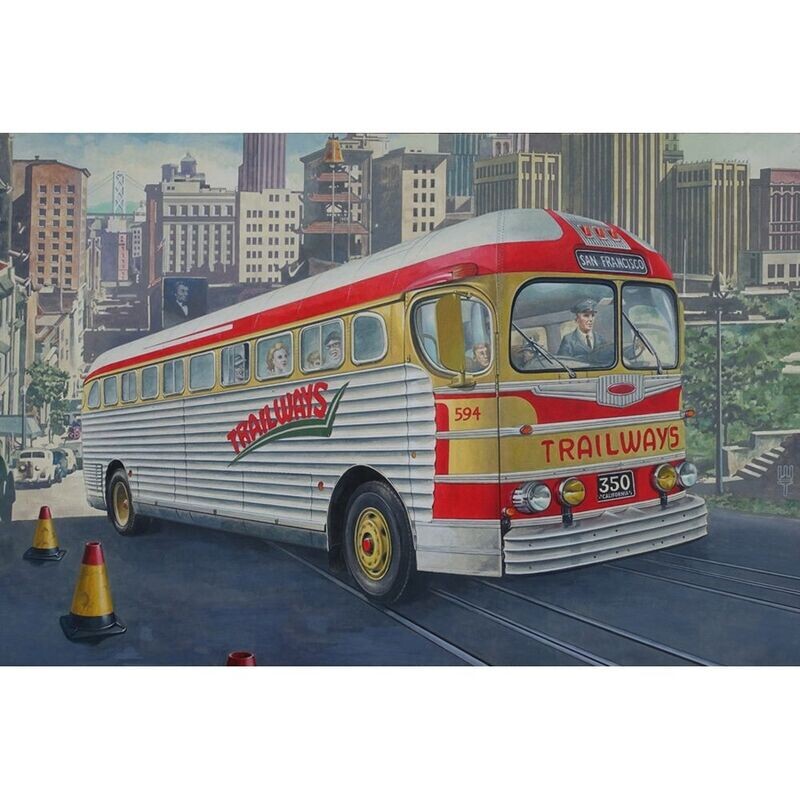 Roden 819 US GMC PD-3751 "Silverside Trailwagon" Trailways Company 1:35 Scale Plastic Model Kit